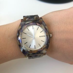 Nixon watch
